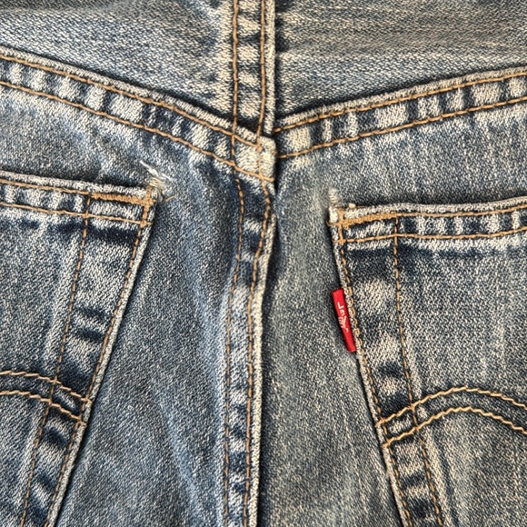 Boys Levi's 550’s Relaxed fit Blue Jeans 12slim - Picture 3 of 8